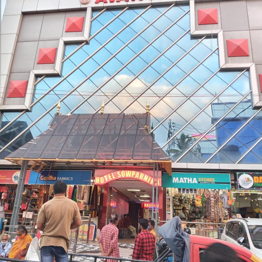 Avanti Inn Guruvāyūr Dış mekan fotoğraf