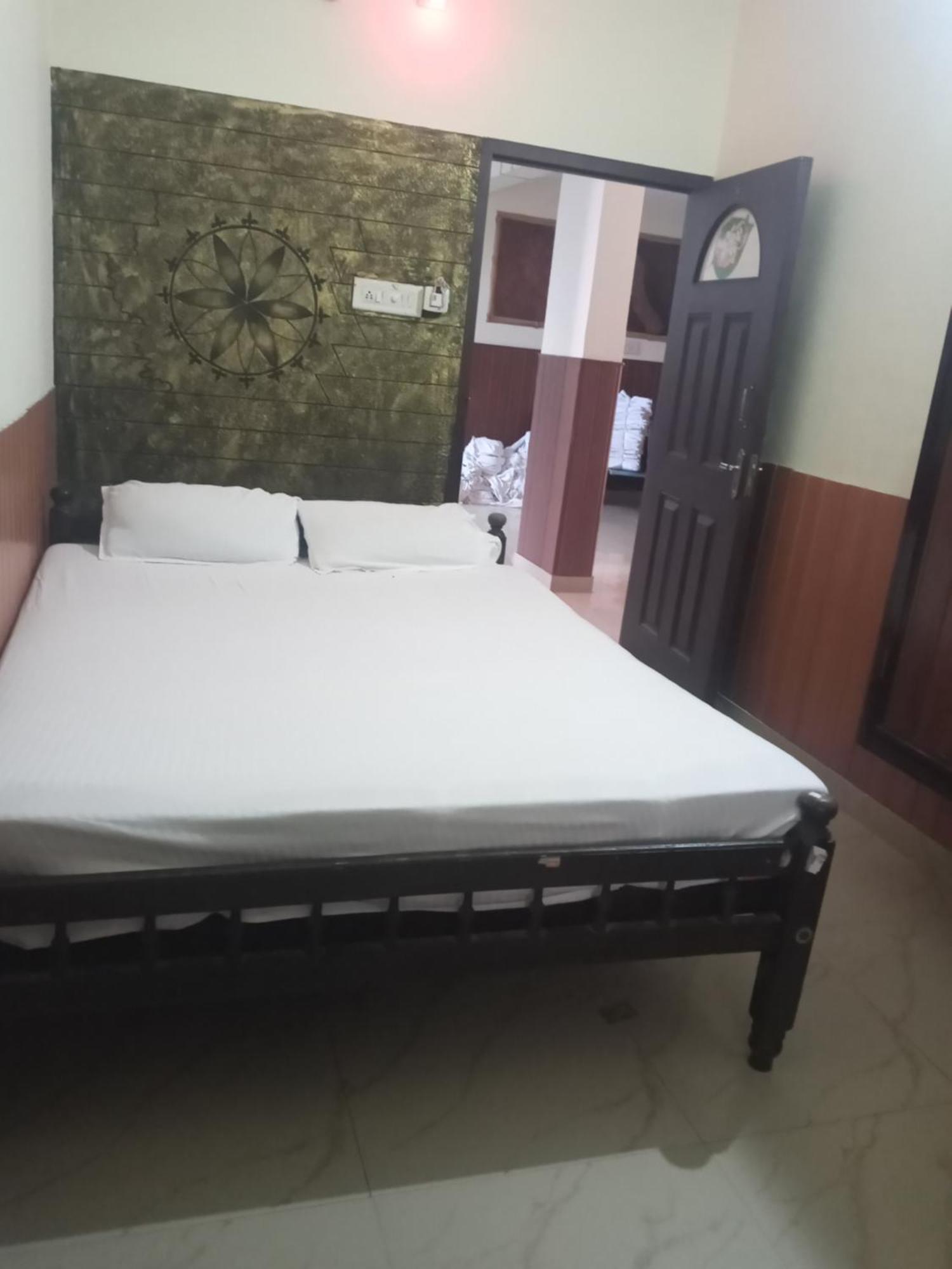 Avanti Inn Guruvāyūr Dış mekan fotoğraf