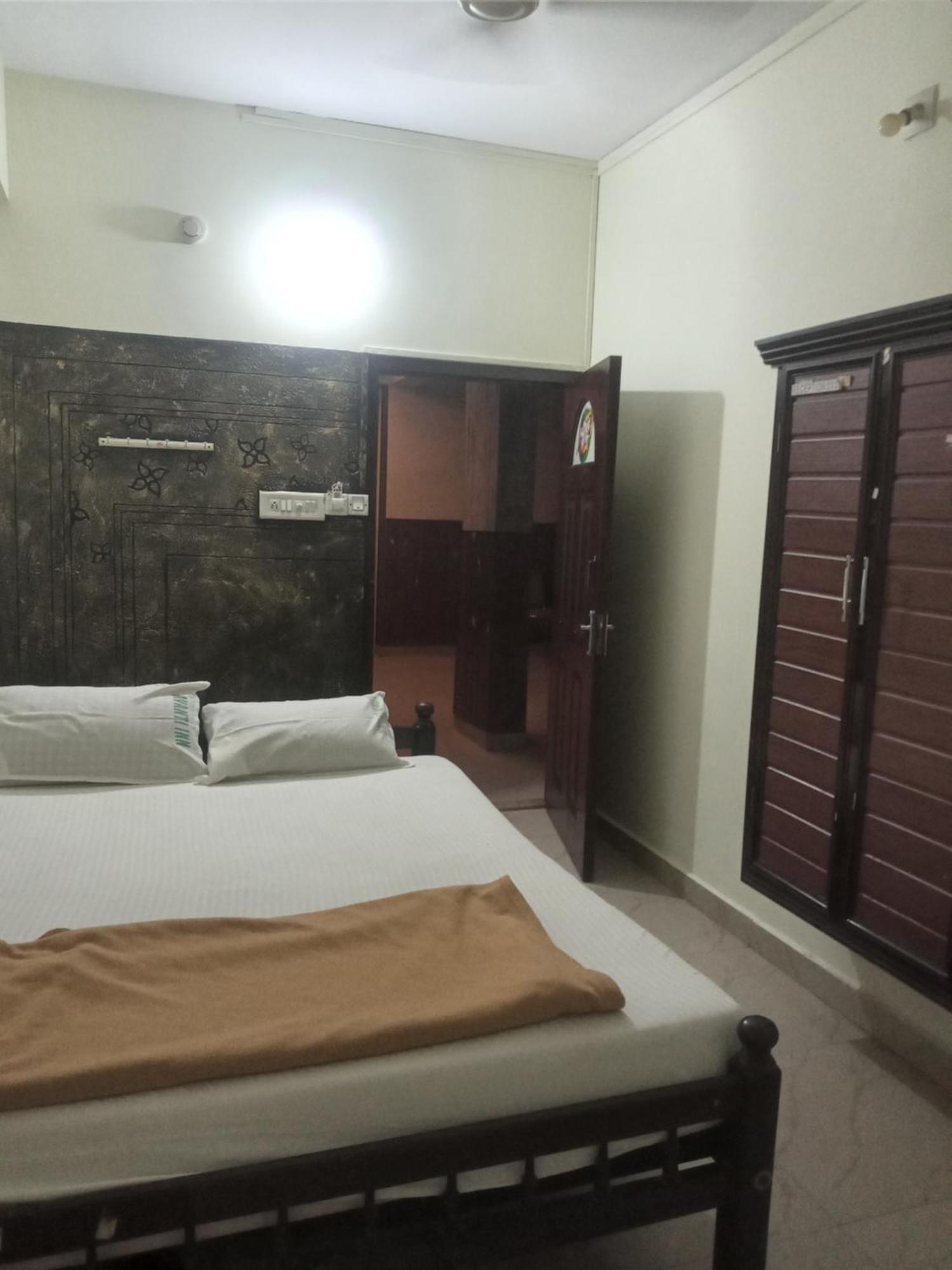 Avanti Inn Guruvāyūr Dış mekan fotoğraf